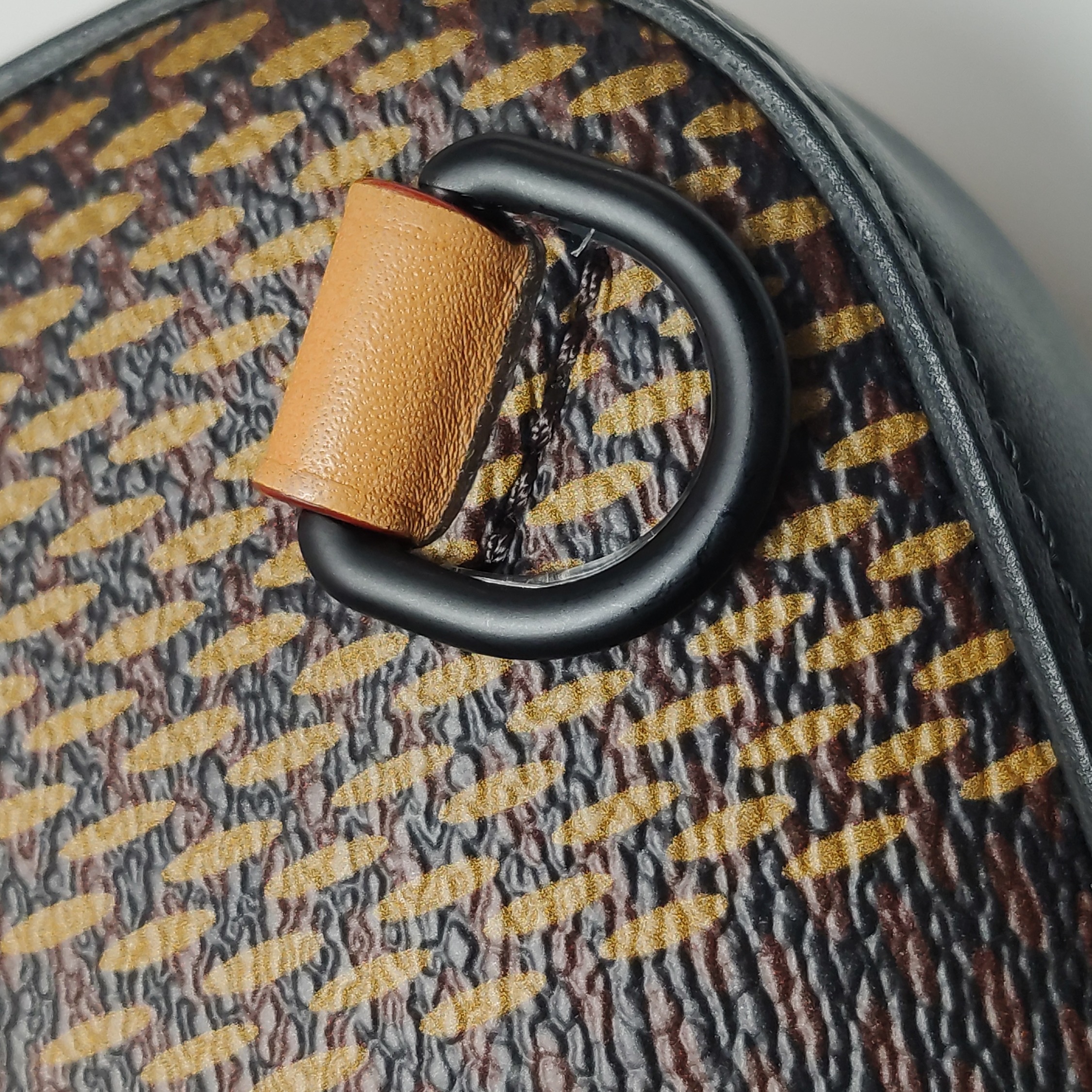 Louis Vuitton(LV) Nigo Amazone Sling Bag Limited Edition Giant Damier and Monogram Canvas — photo 14 of 15