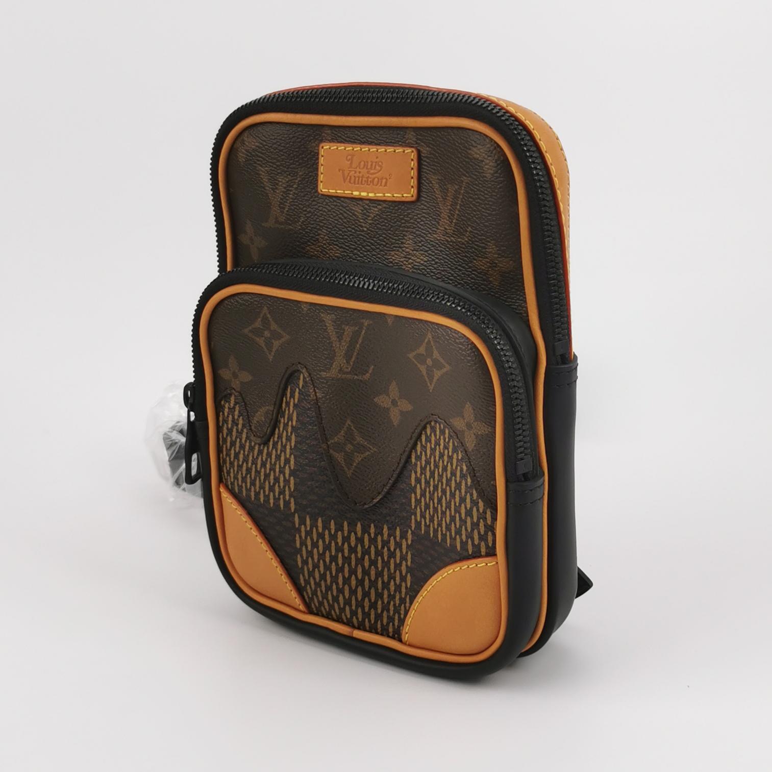 Louis Vuitton(LV) Nigo Amazone Sling Bag Limited Edition Giant Damier and Monogram Canvas — photo 4 of 12