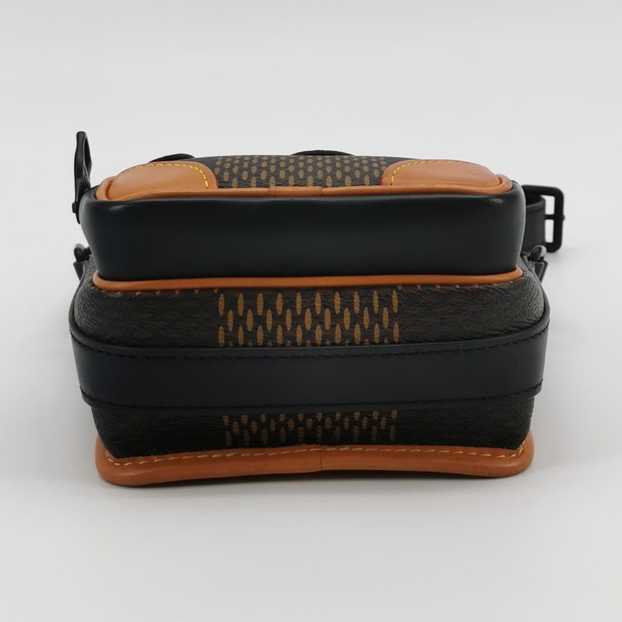 Louis Vuitton(LV) Nigo Amazone Messenger Bag Limited Edition Giant Damier and Monogram Canvas Nano — photo 6 of 15
