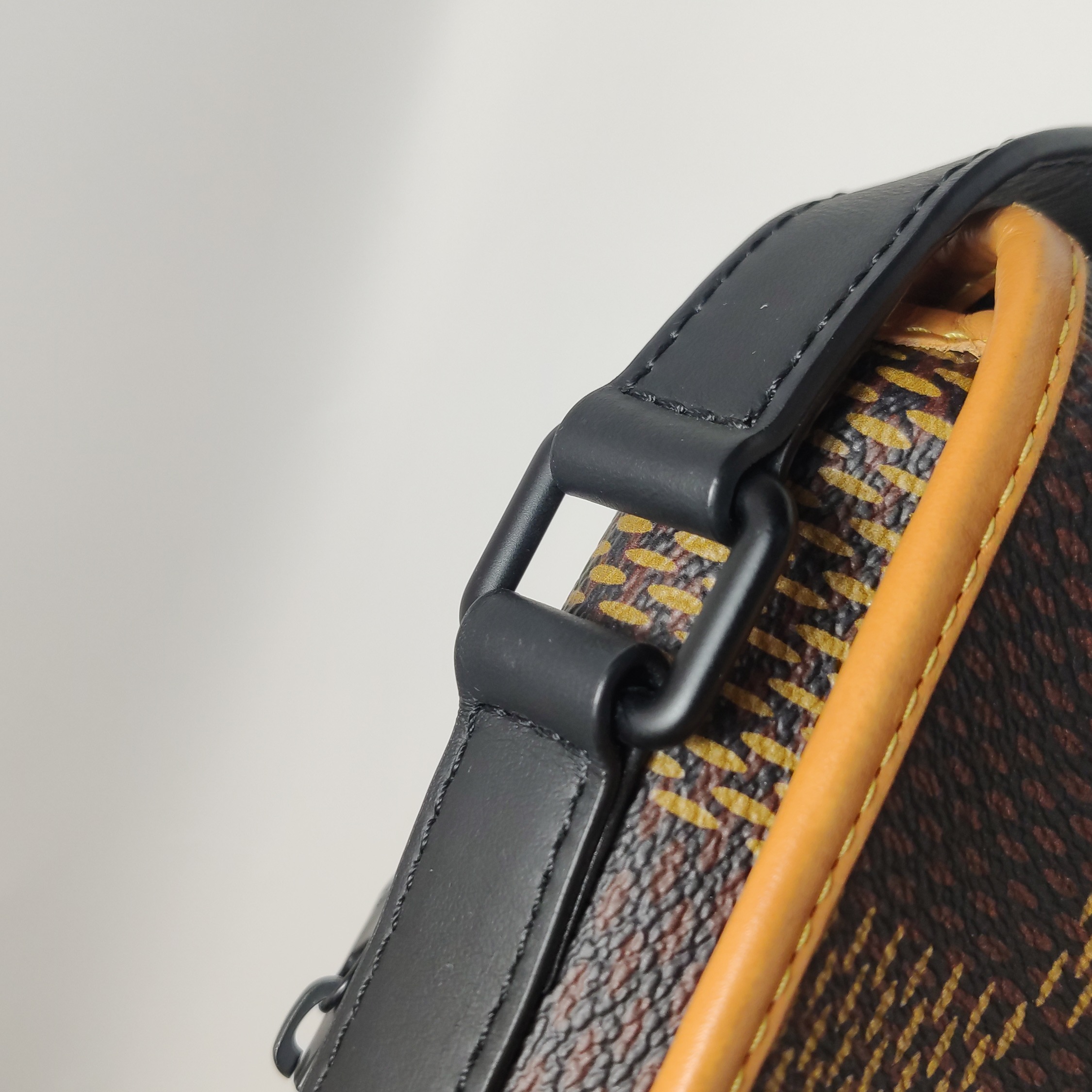 Louis Vuitton(LV) Nigo Amazone Messenger Bag Limited Edition Giant Damier and Monogram Canvas Nano — photo 12 of 15