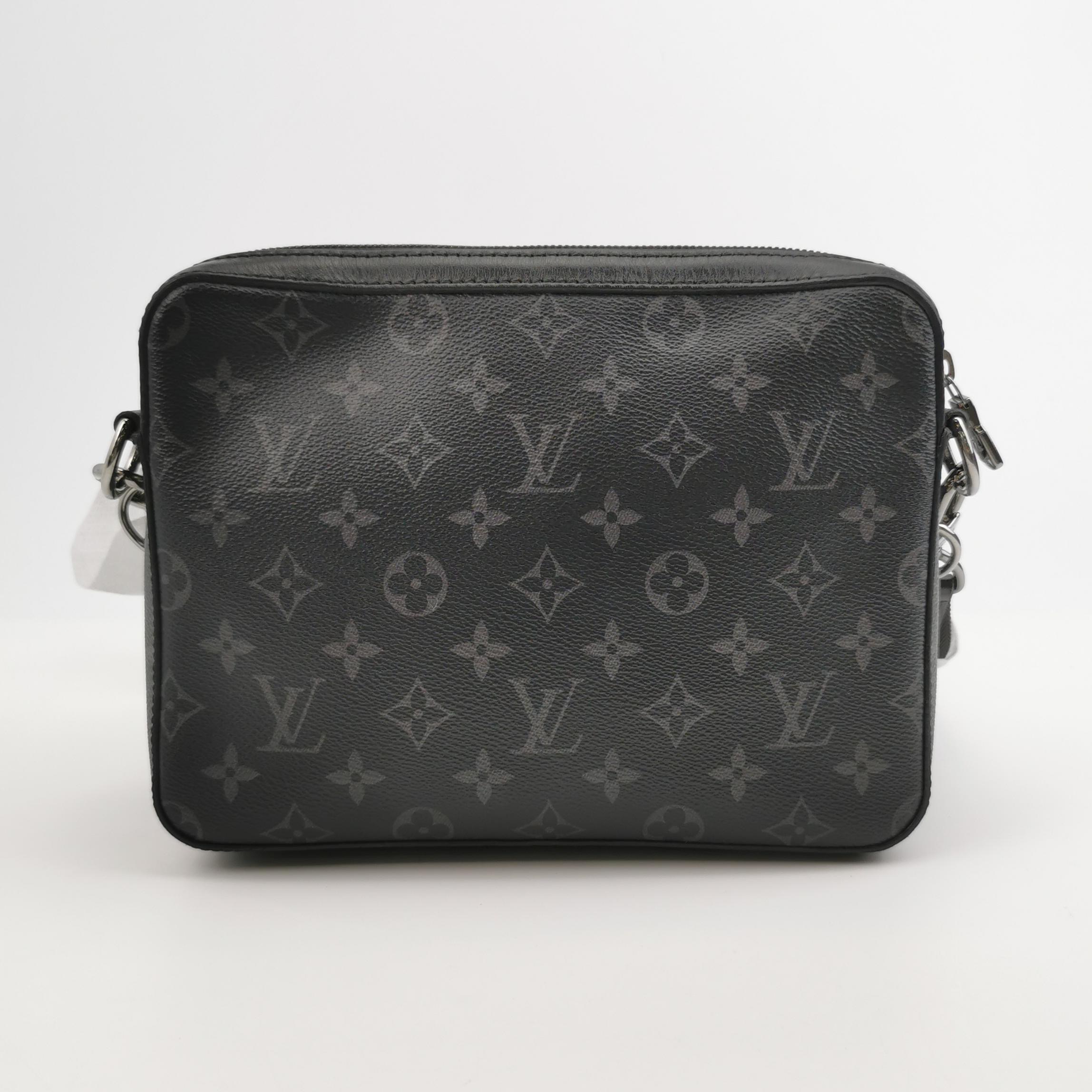 Louis Vuitton(LV) Trio Messenger Bag Reverse Monogram Eclipse Canvas — photo 8 of 24