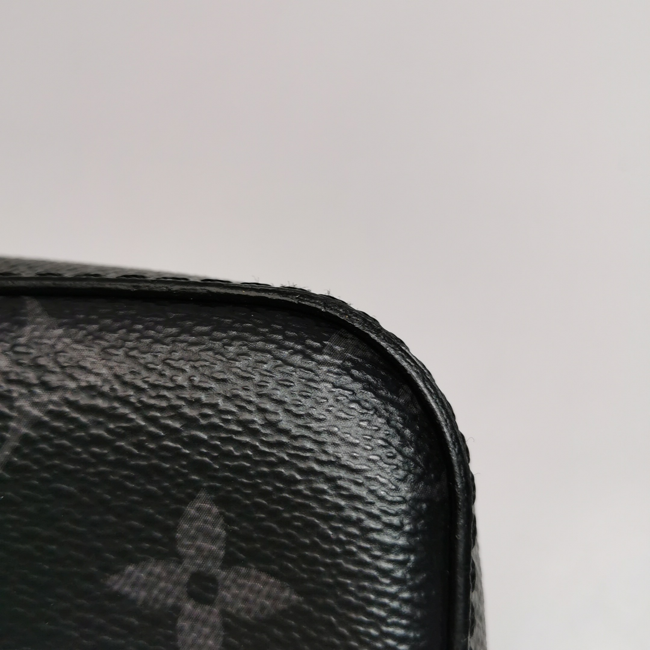 Louis Vuitton(LV) Trio Messenger Bag Reverse Monogram Eclipse Canvas — photo 12 of 24