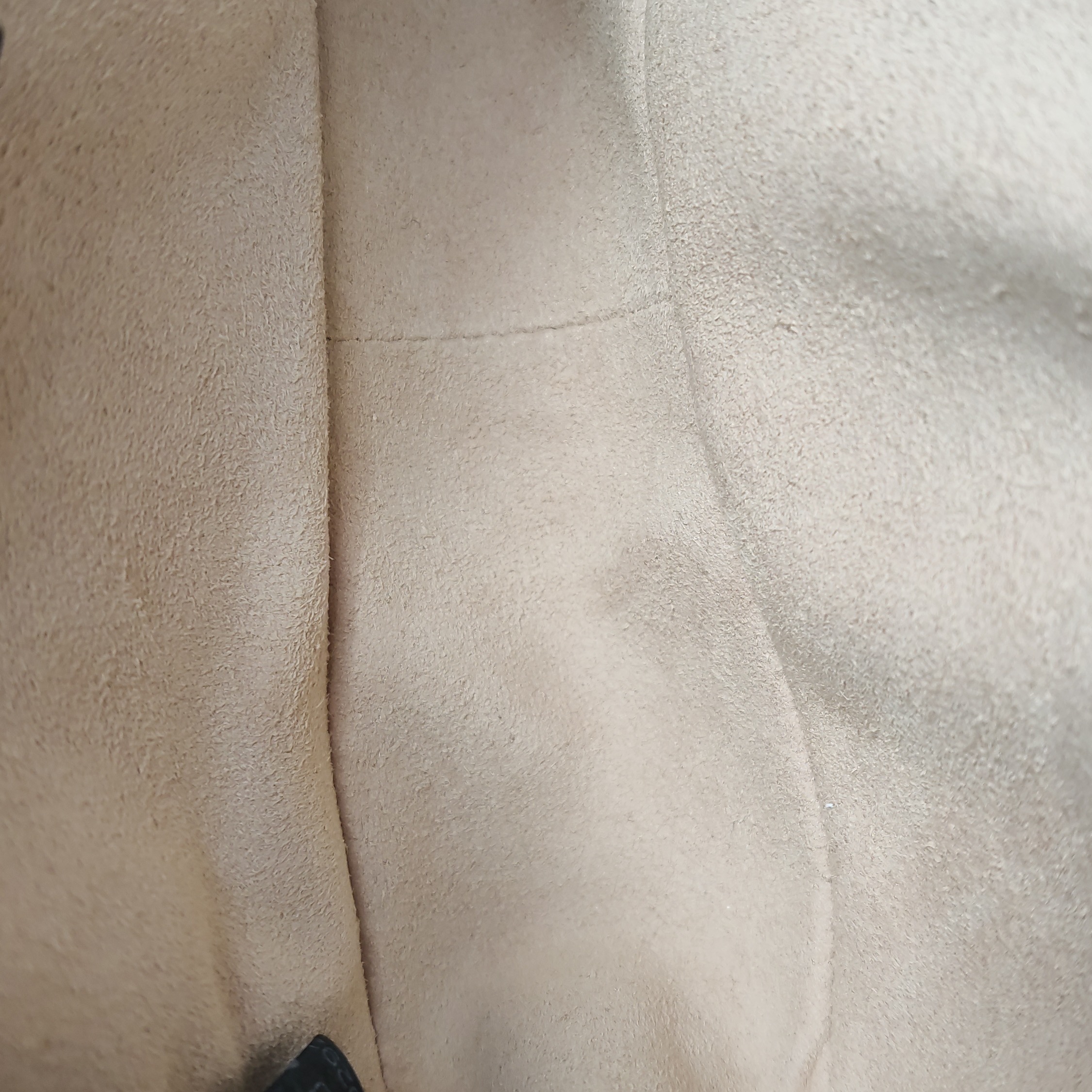 Gucci GG Marmont Shoulder Bag Matelasse Leather Mini — photo 9 of 18