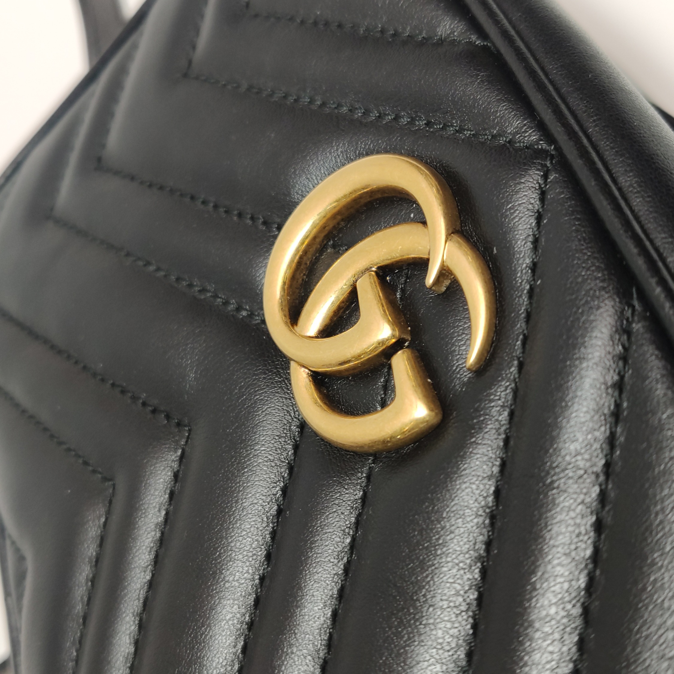 Gucci GG Marmont Shoulder Bag Matelasse Leather Mini — photo 10 of 18