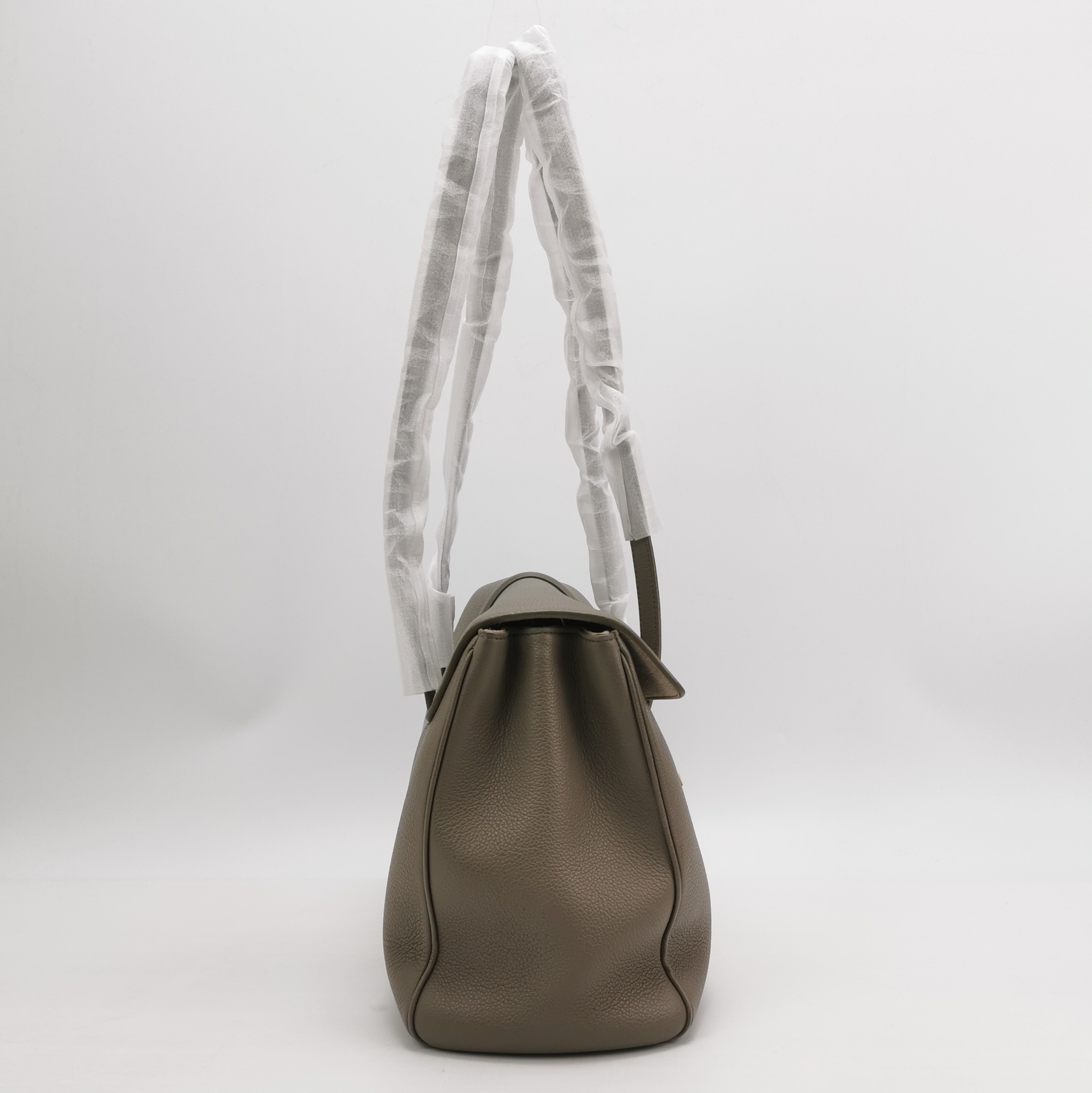 Celine Soft 16 Bag Grained Calfskin — photo 4 of 15