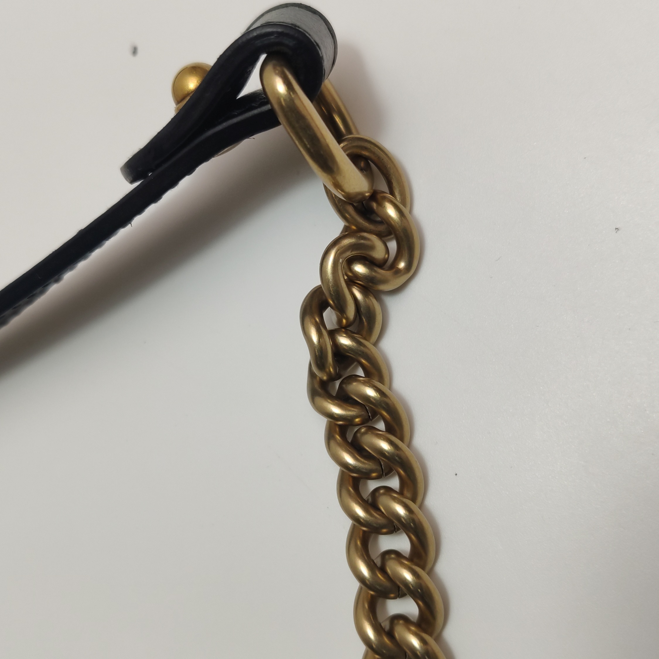 Gucci GG Marmont Shoulder Bag Matelasse Leather Mini — photo 15 of 18