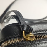 Gucci GG Marmont Shoulder Bag Matelasse Leather Mini — thumbnail 11