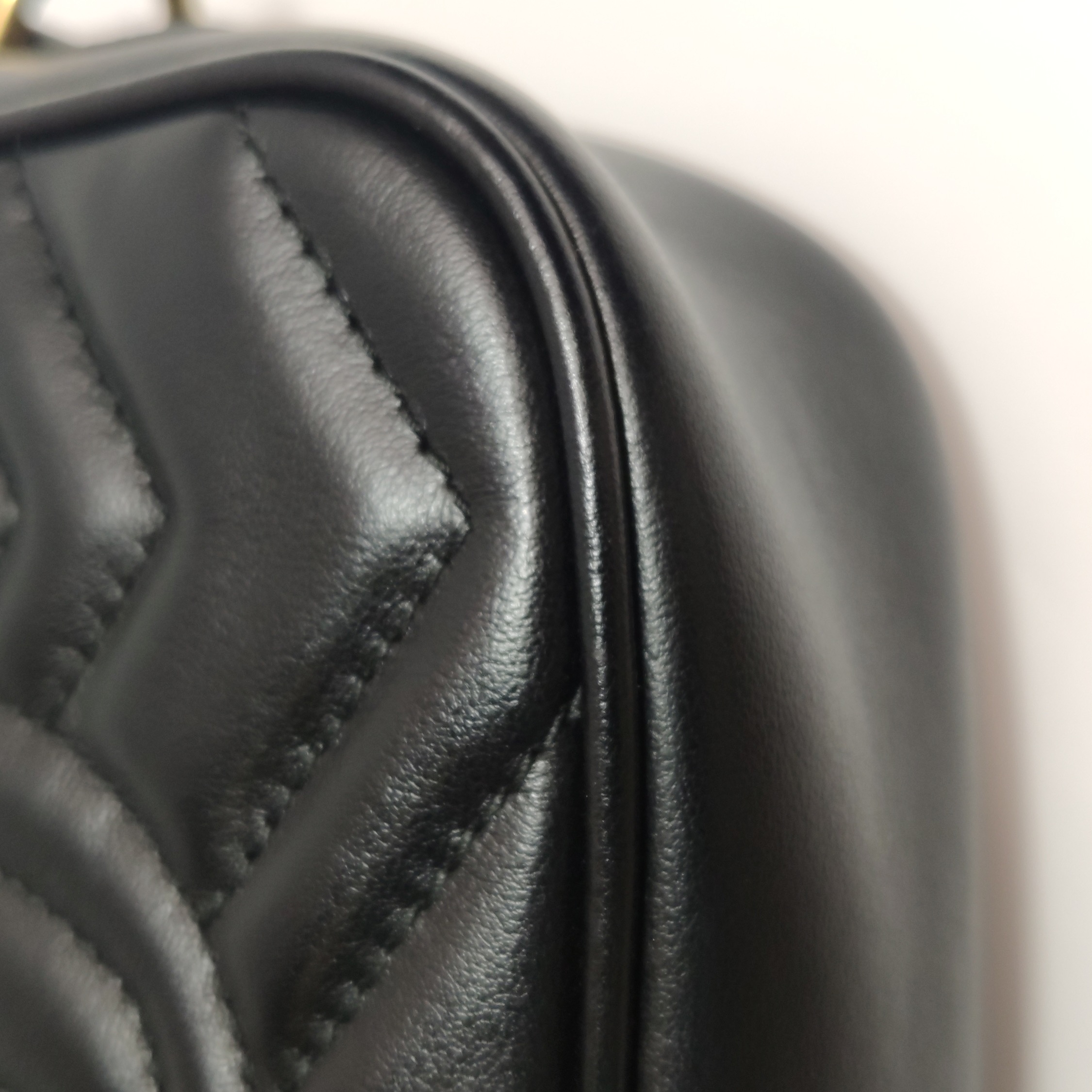 Gucci GG Marmont Shoulder Bag Matelasse Leather Mini — photo 16 of 18