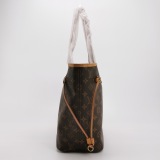 Louis Vuitton(LV) Neverfull Tote Monogram Canvas MM — thumbnail 4