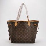 Louis Vuitton(LV) Neverfull Tote Monogram Canvas MM — thumbnail 5