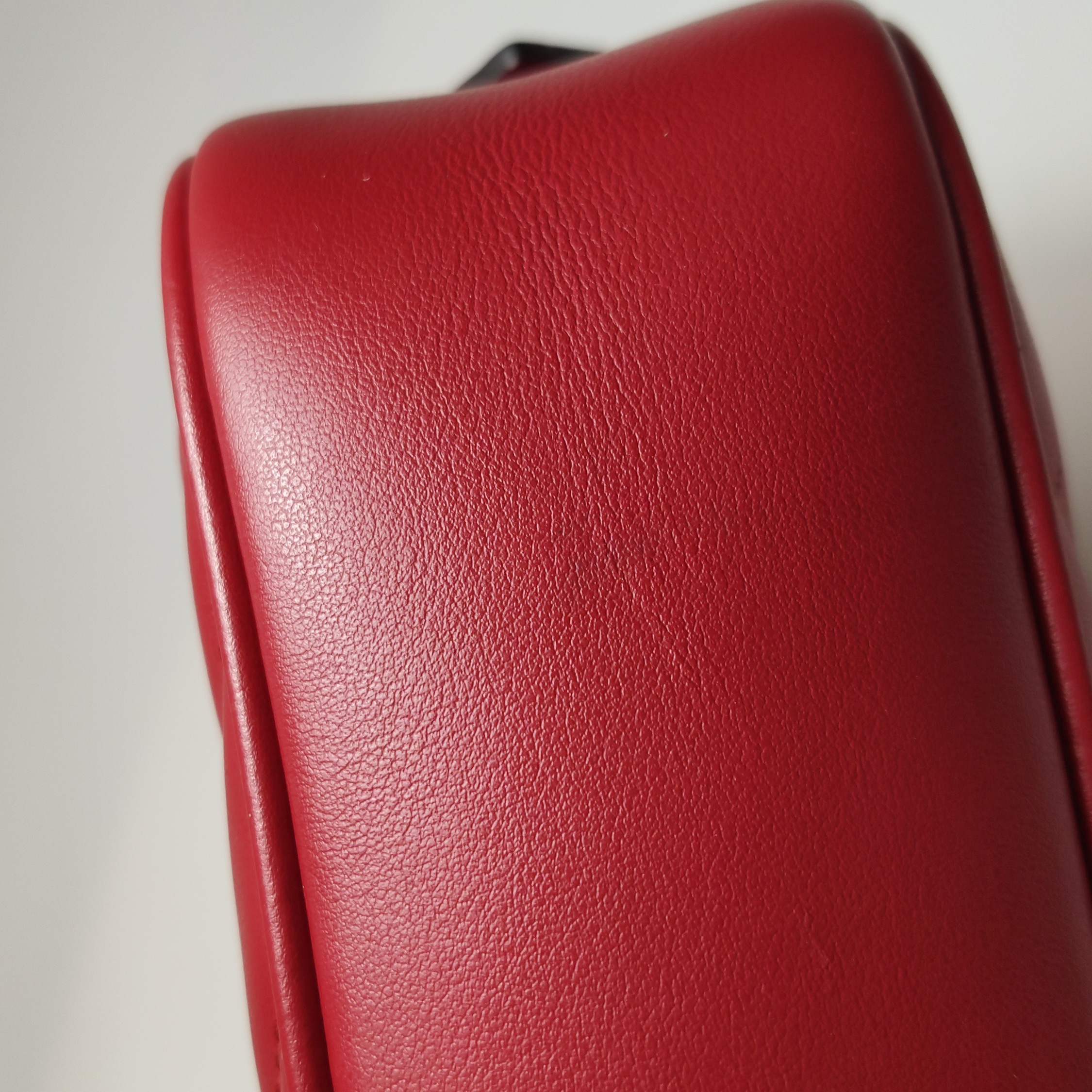 Gucci GG Marmont Shoulder Bag Matelasse Leather Mini — photo 18 of 20