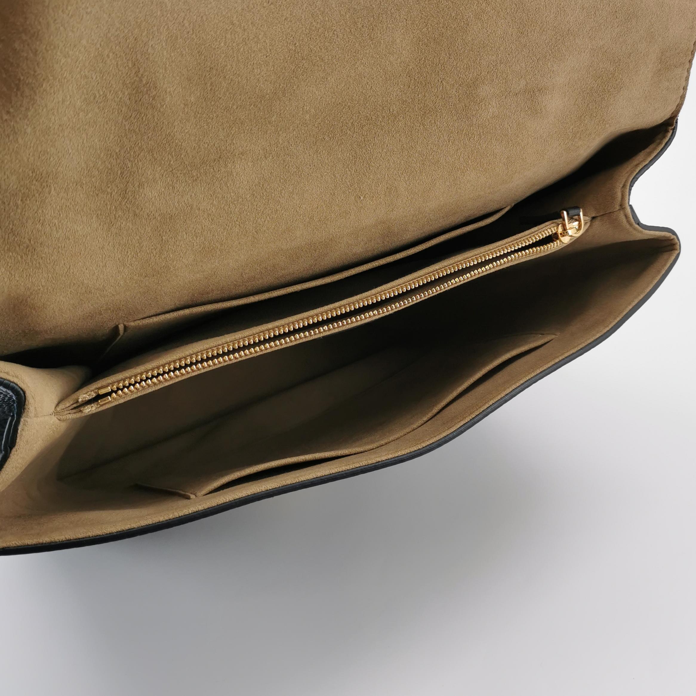 Louis Vuitton(LV) Volta Handbag Leather — photo 7 of 18