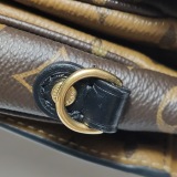 Louis Vuitton(LV) Pochette Metis Reverse Monogram Canvas — thumbnail 17