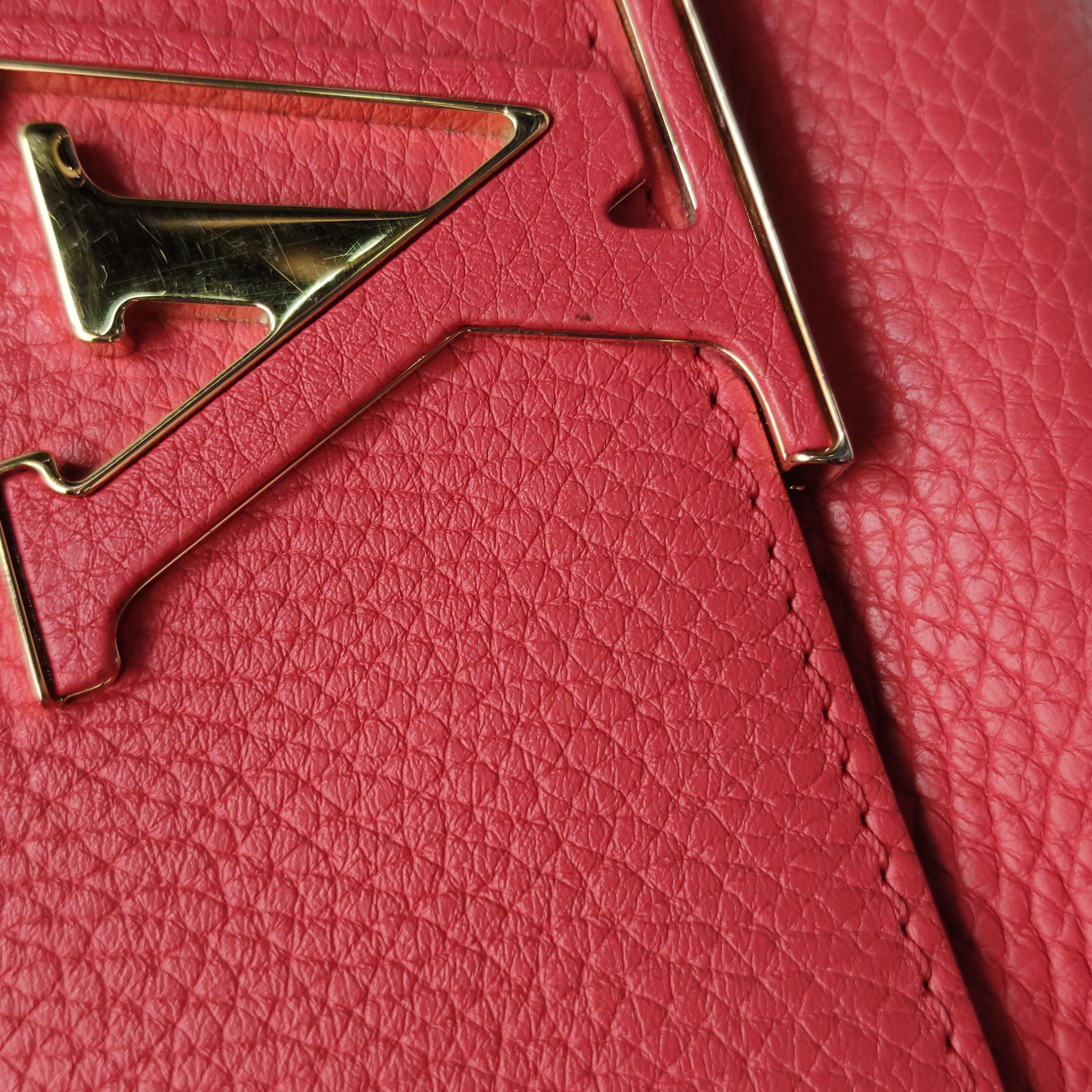 Louis Vuitton(LV) Volta Handbag Leather — photo 10 of 23