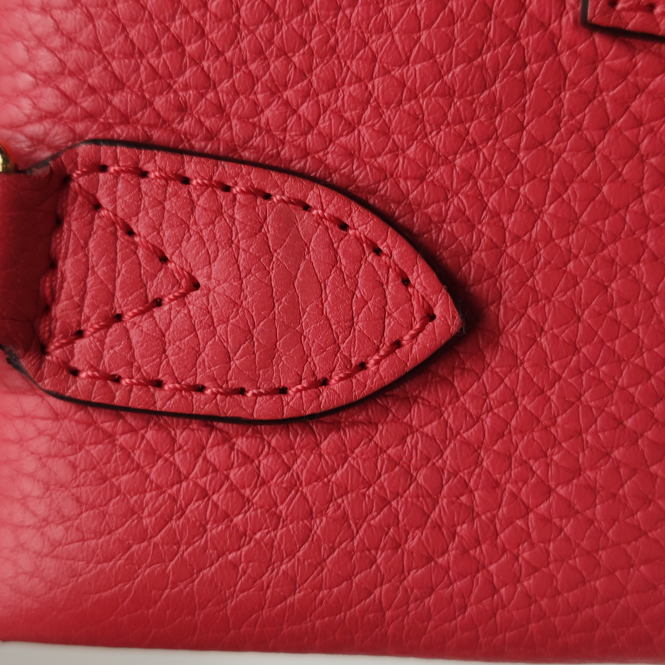 Louis Vuitton(LV) Volta Handbag Leather — photo 17 of 23