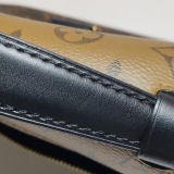 Louis Vuitton(LV) Pochette Metis Reverse Monogram Canvas — thumbnail 21