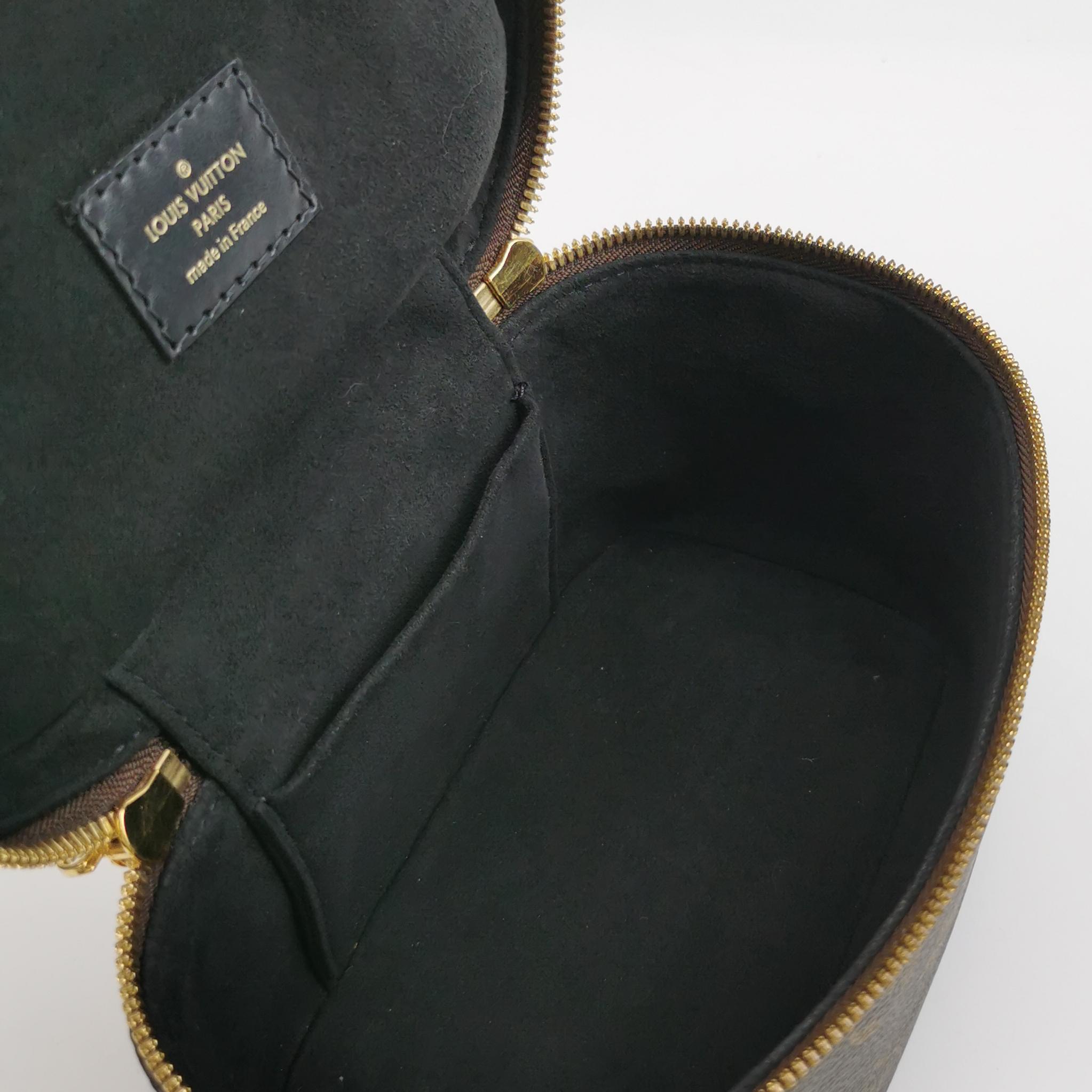 Louis Vuitton(LV) Vanity Handbag Reverse Monogram Canvas PM — photo 9 of 18