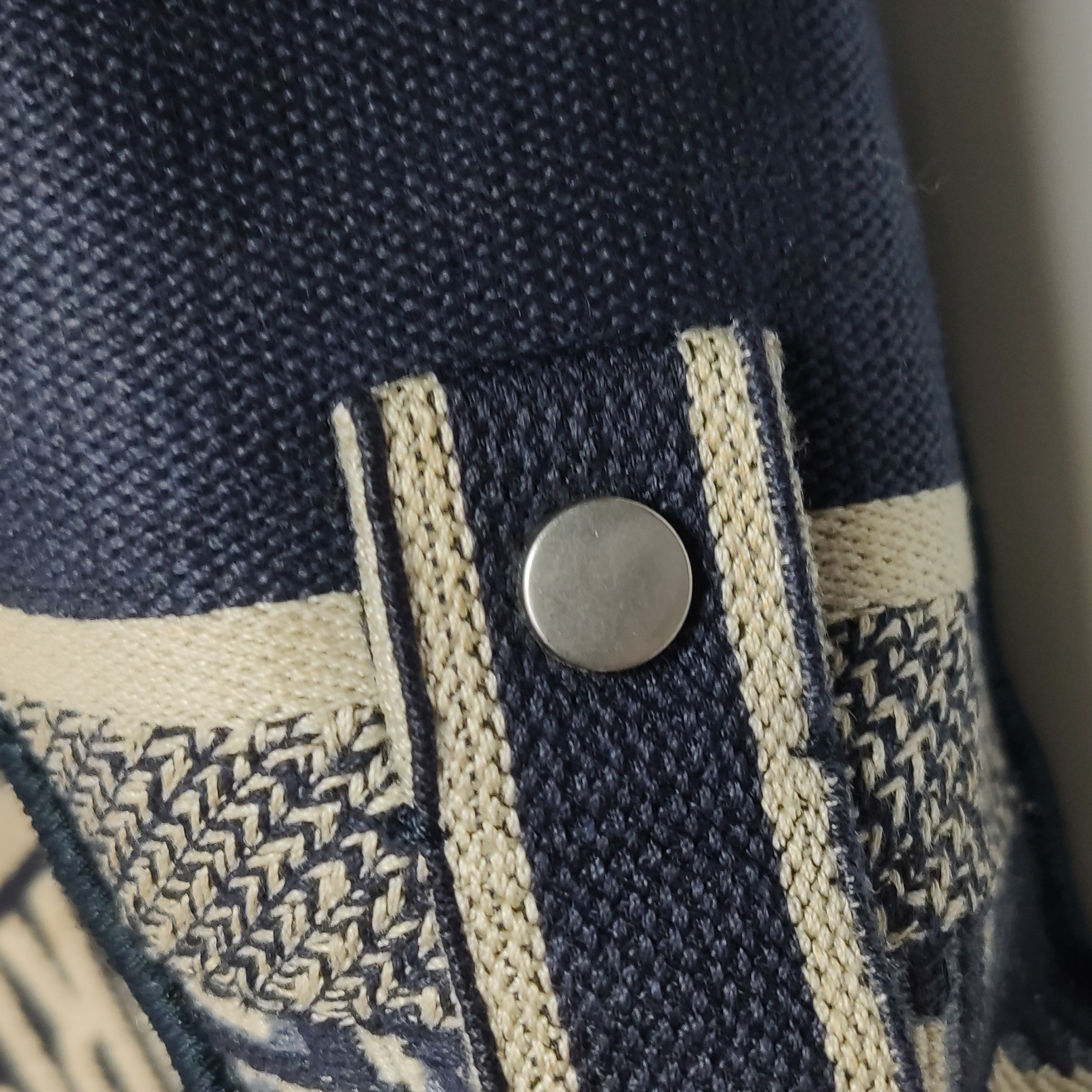 Christian Dior Diorcamp Messenger Bag Oblique Canvas Small — photo 13 of 19