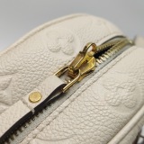 Louis Vuitton(LV0 Boite Chapeau Souple Bag Monogram Empreinte Leather MM — thumbnail 11