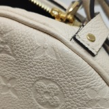 Louis Vuitton(LV0 Boite Chapeau Souple Bag Monogram Empreinte Leather MM — thumbnail 12