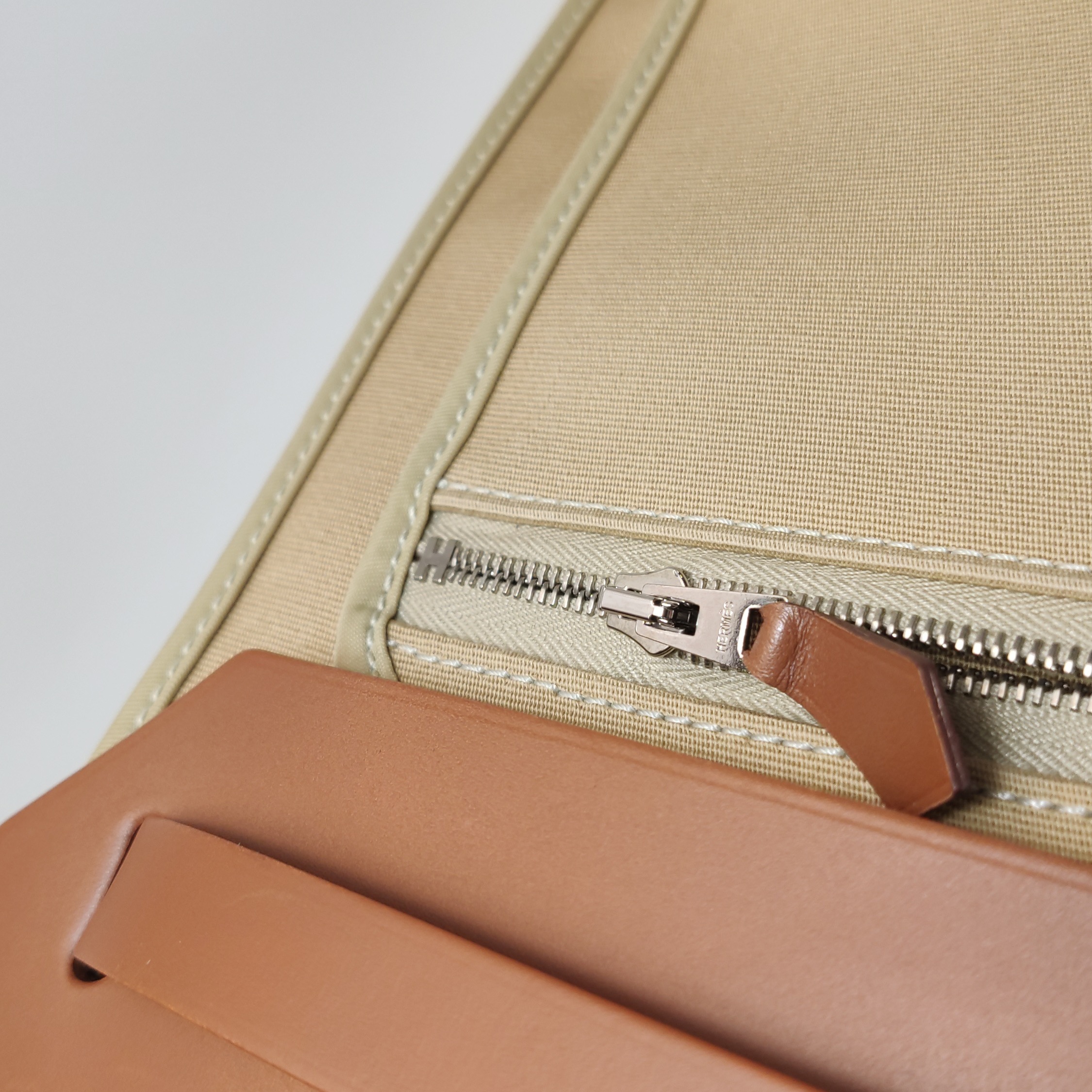 Hermes Herbag Zip Leather and Toile 31 — photo 16 of 24