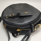 Louis Vuitton(LV) Boite Chapeau Souple Bag Monogram Empreinte Leather MM — thumbnail 17