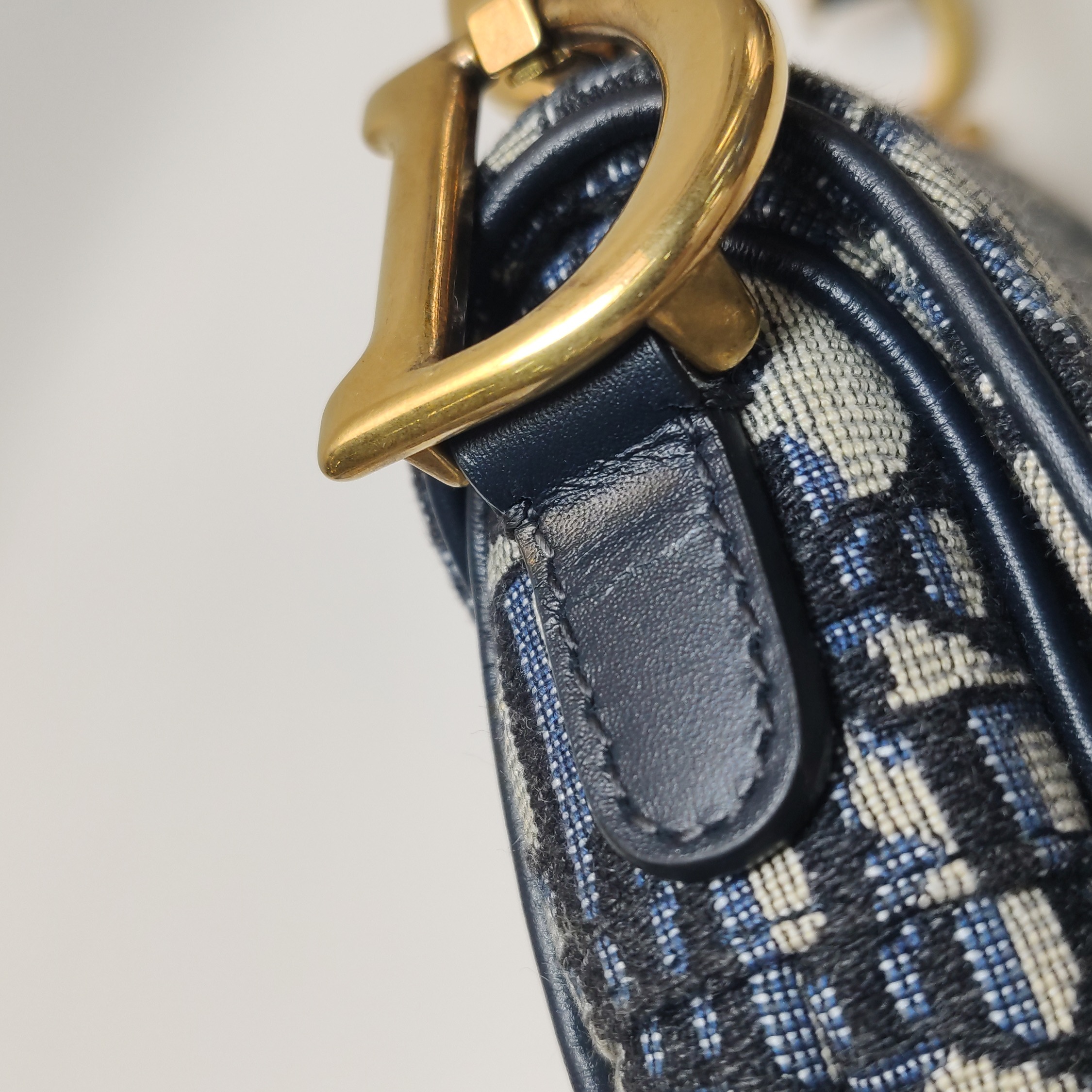 Christian Dior Saddle Handbag with Strap Oblique Canvas Mini — photo 14 of 20