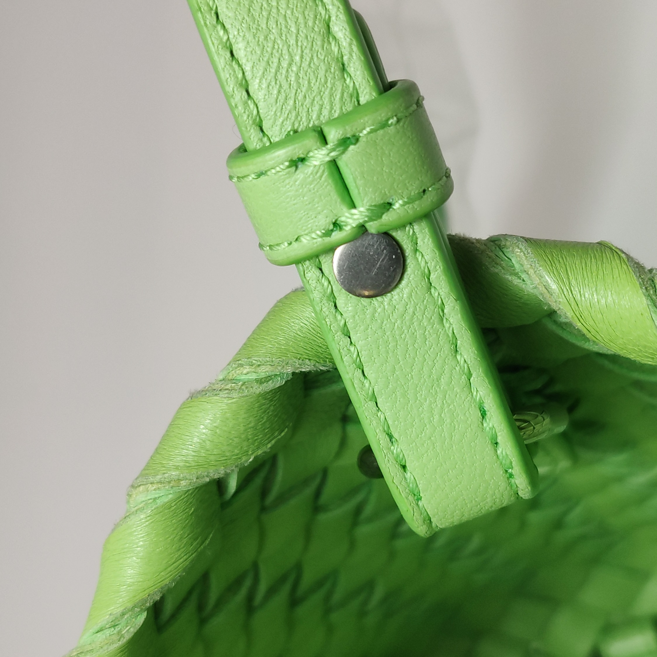 Bottega Veneta Cabat Intrecciato Braided Bag Mini — photo 17 of 23