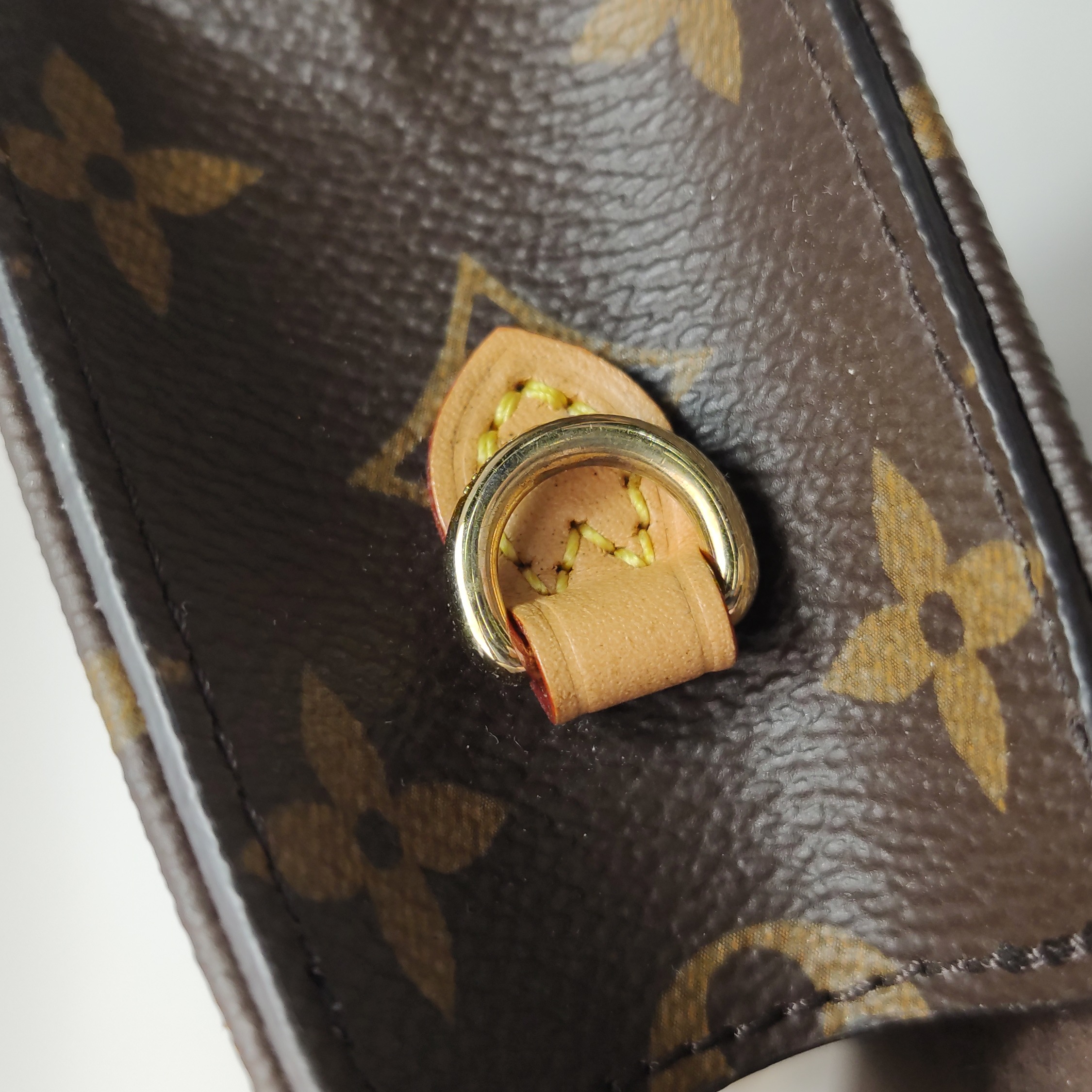 Louis Vuitton(LV) Lily Wallet on Chain Monogram Canvas — photo 12 of 15