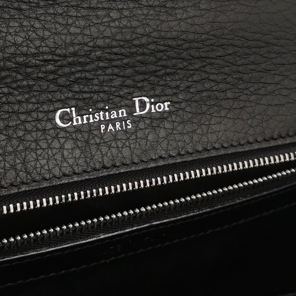 Dior Diorama Flap Bag Grained Calfskin Medium — photo 8 of 18