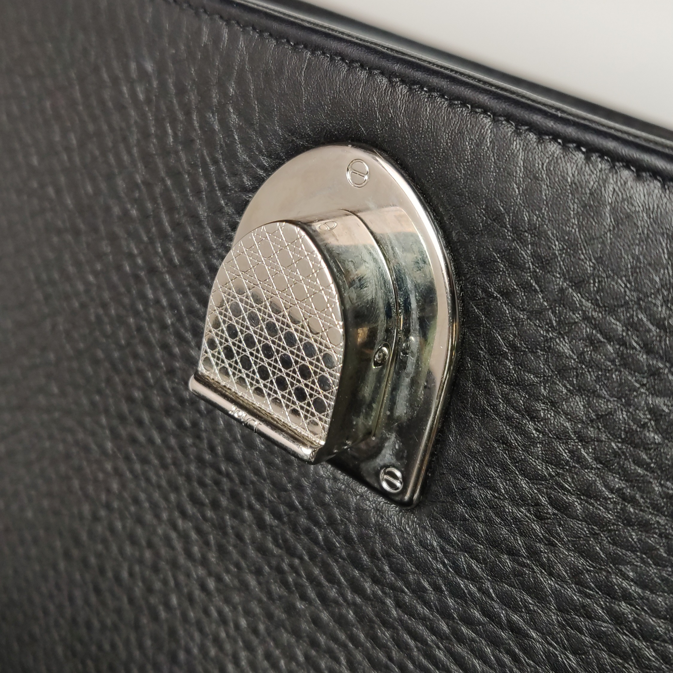 Dior Diorama Flap Bag Grained Calfskin Medium — photo 12 of 18