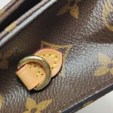 Louis Vuitton(LV) Lily Wallet on Chain Monogram Canvas — thumbnail 12