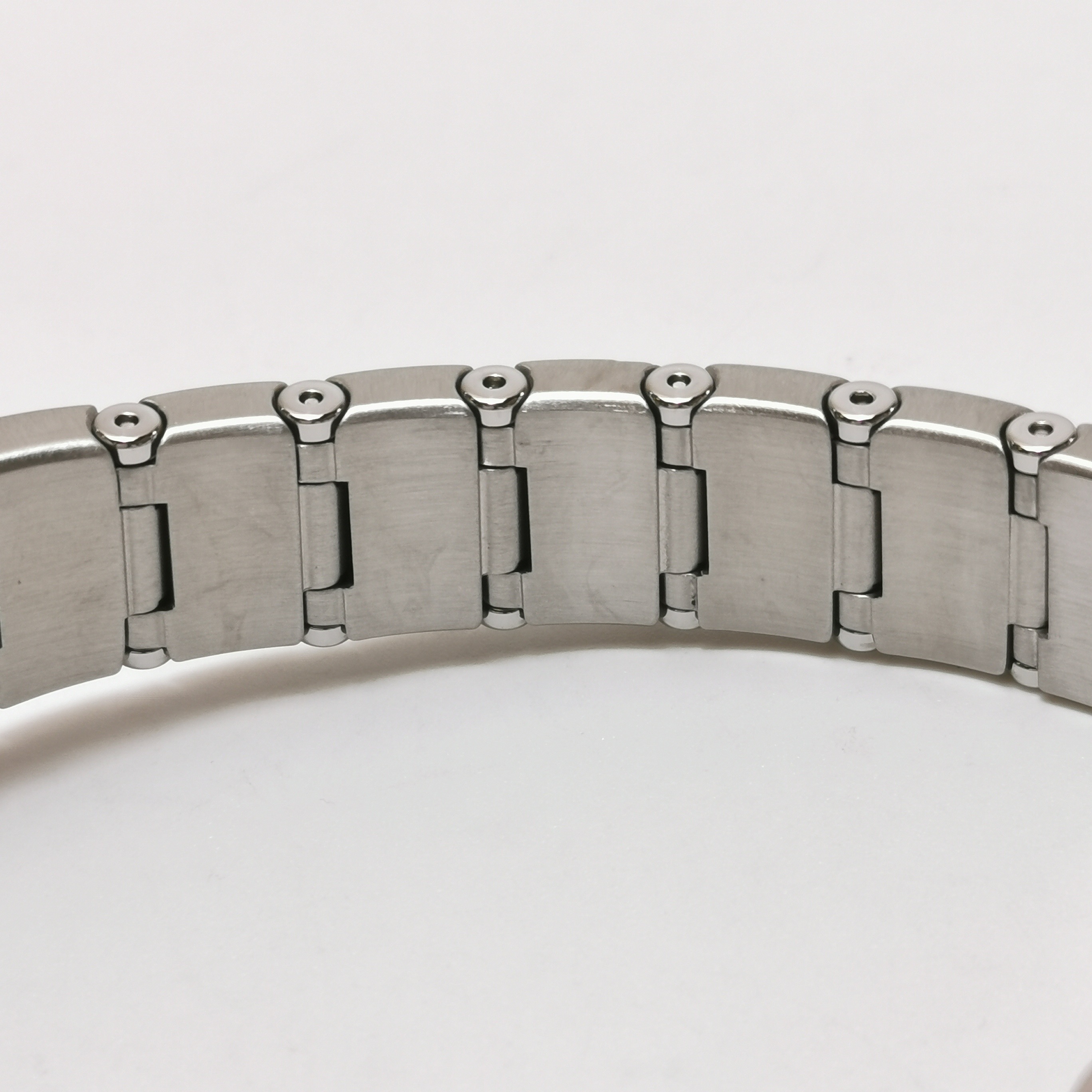 Omega Constellation Diamond Bezel Quartz — photo 9 of 12