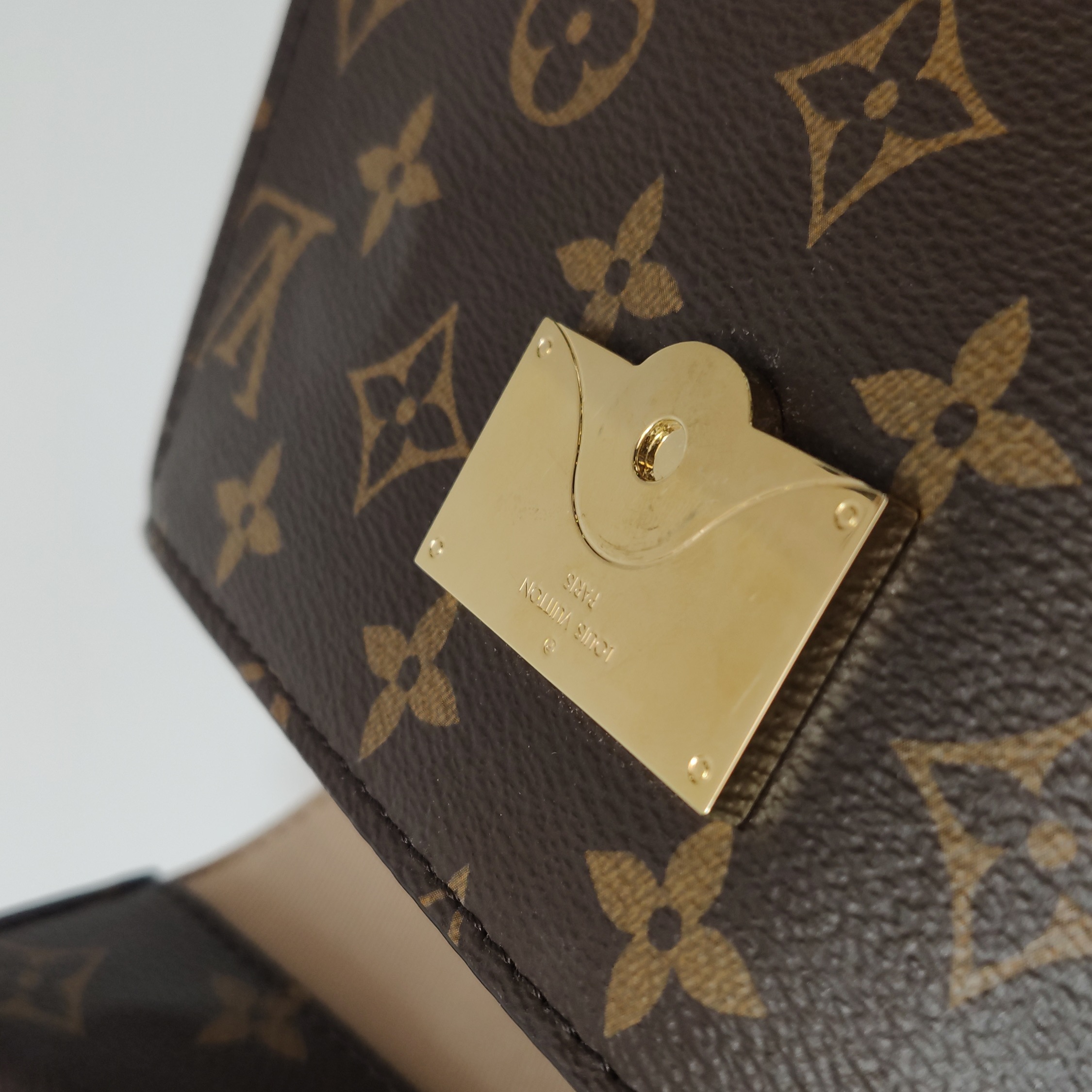 Louis Vuitton(LV) Cluny Top Handle NM Bag Monogram Canvas Mini — photo 10 of 18