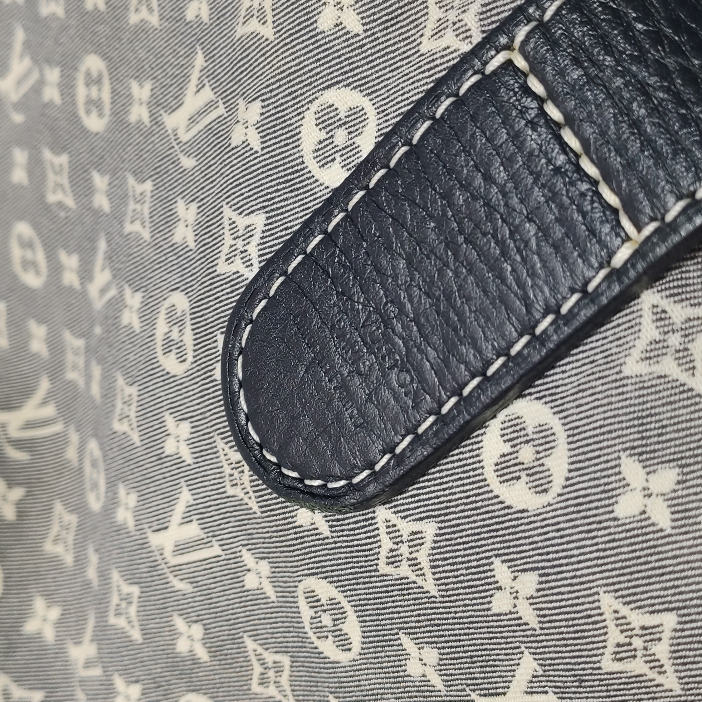 Louis Vuitton(LV) Romance Handbag Monogram Idylle — photo 11 of 15
