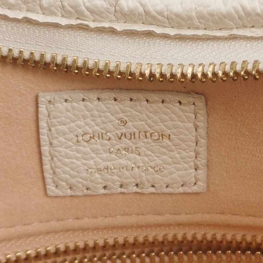 Louis Vuitton CarryAll Hobo Monogram Empreinte Giant PM