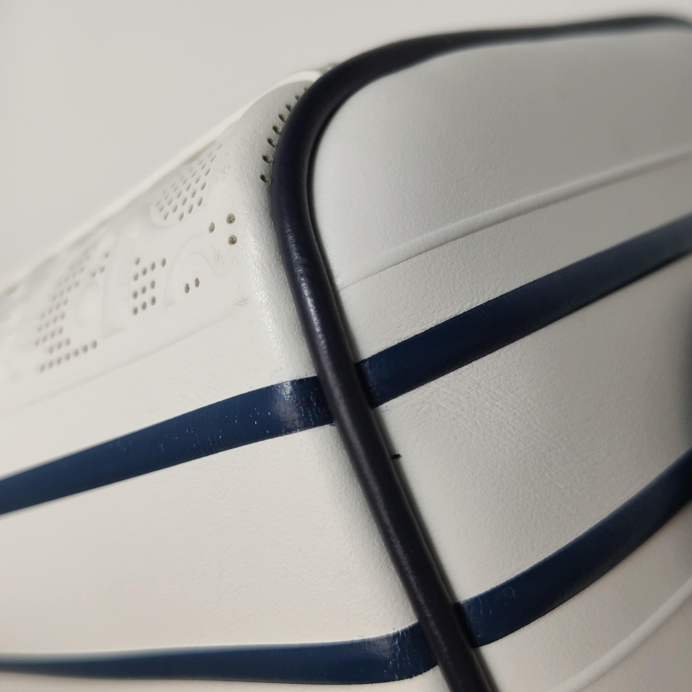 Christian Dior Vibe Zip Bowling Bag Oblique Perforated and Embossed Calfskin Small — photo 10 of 16