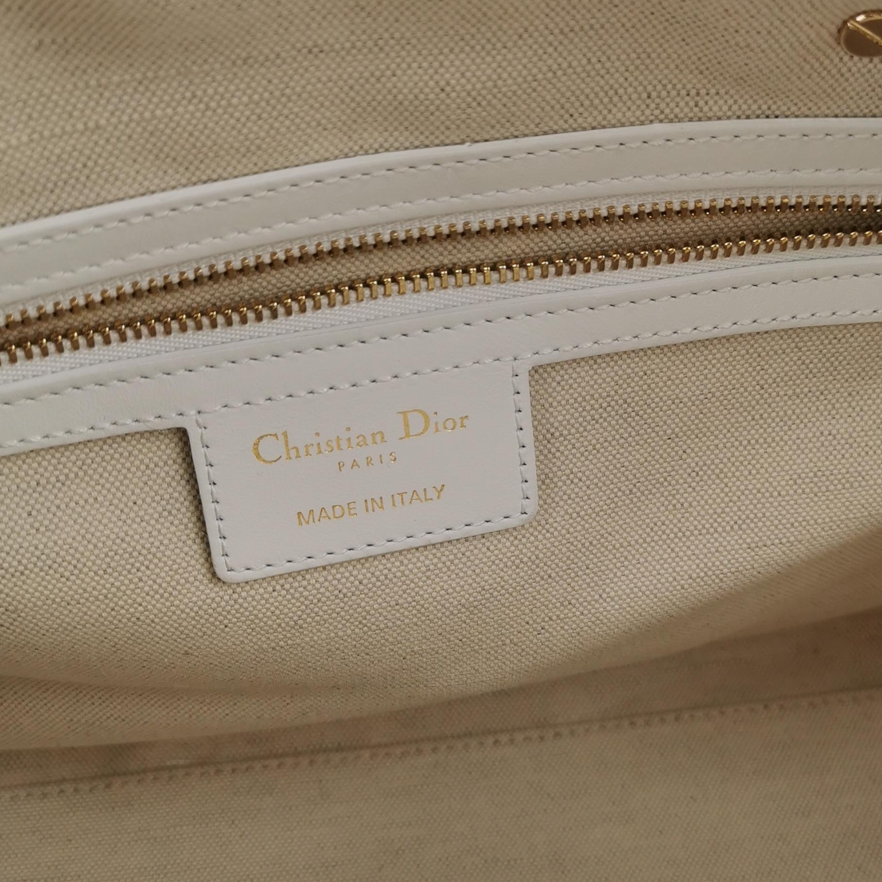 Christian Dior Vibe Zip Bowling Bag Leather Medium — photo 8 of 16