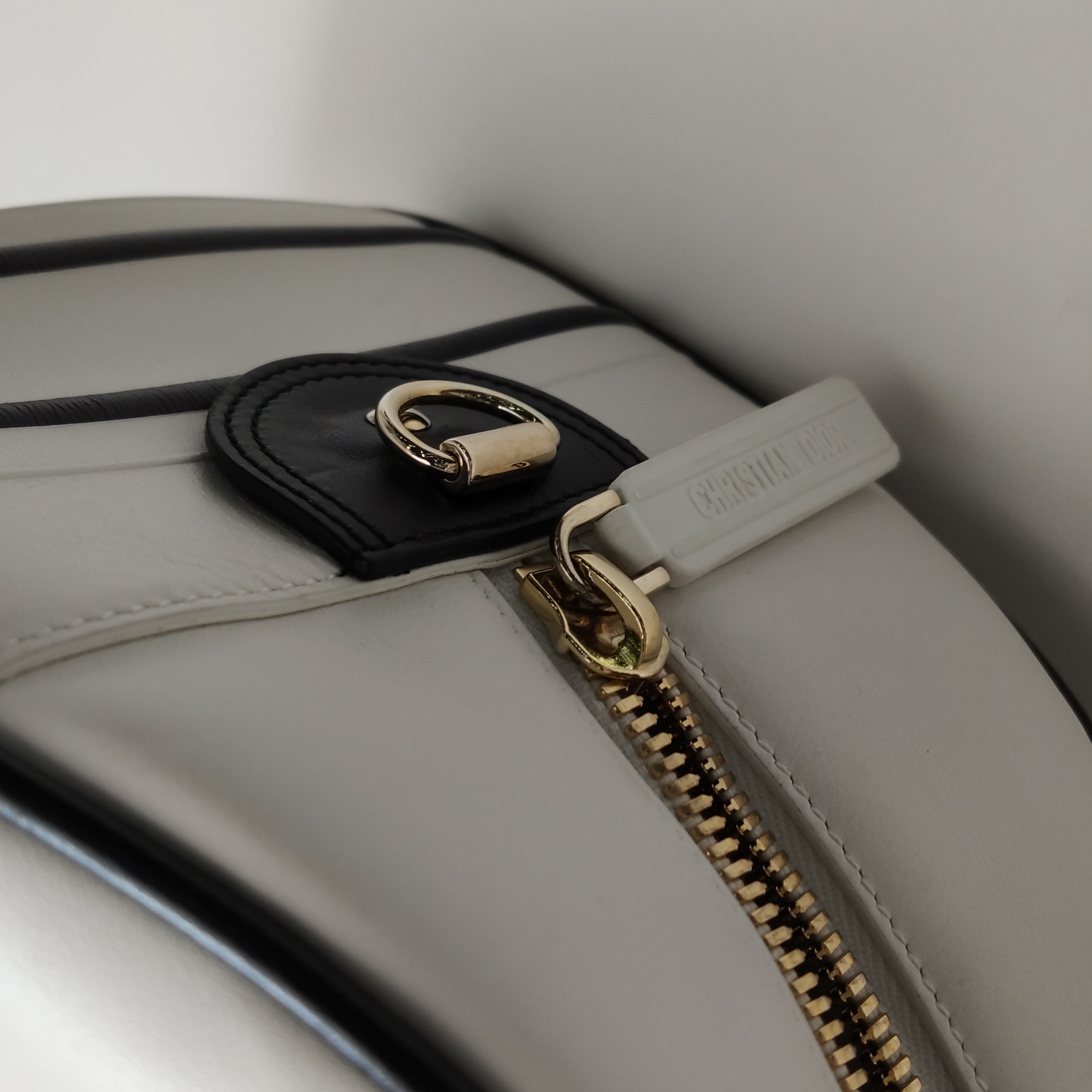 Christian Dior Vibe Zip Bowling Bag Leather Medium — photo 11 of 16