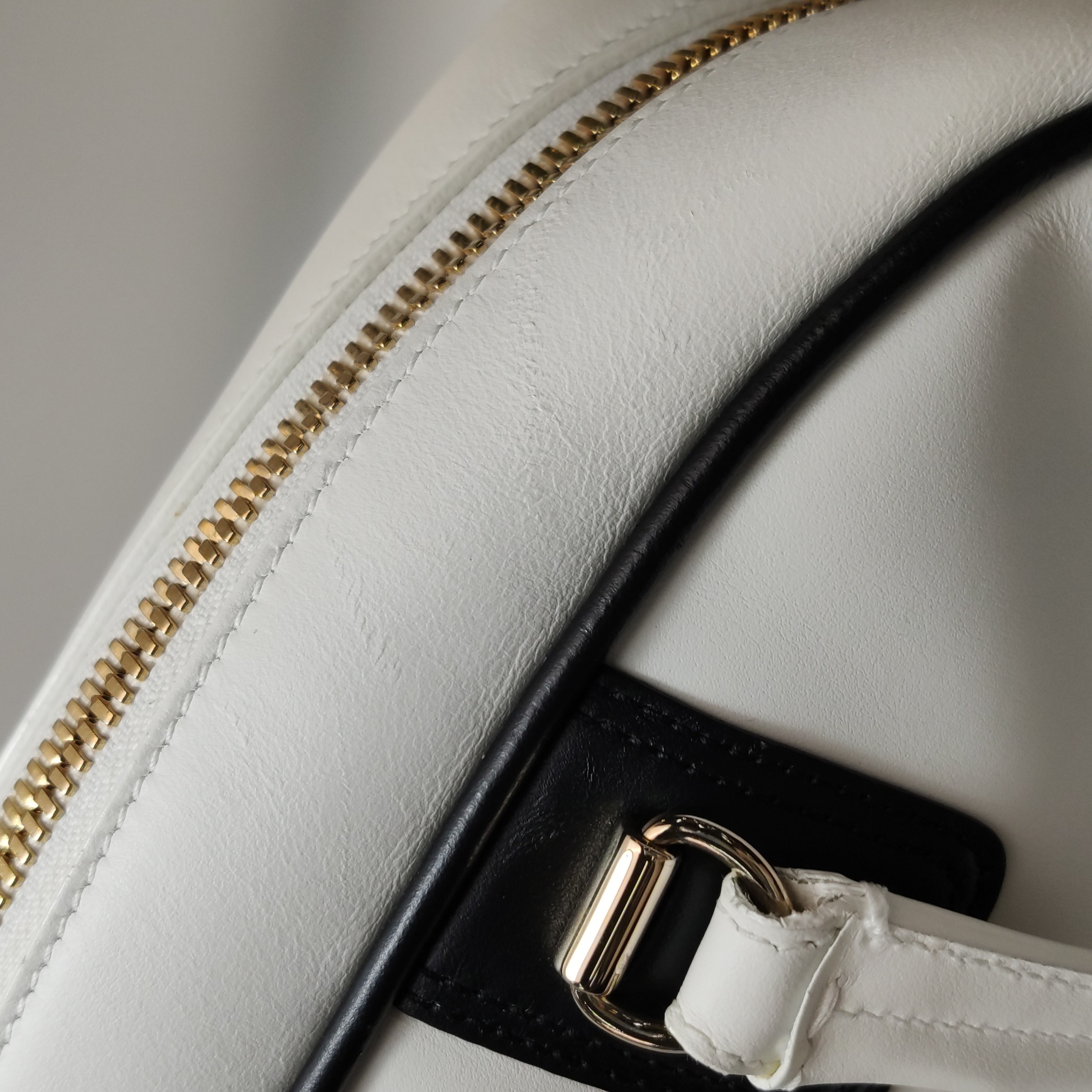 Christian Dior Vibe Zip Bowling Bag Leather Medium — photo 10 of 16