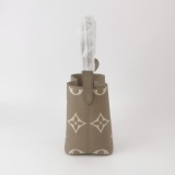 Louis Vuitton (LV) ALL IN BB Monogram Calfskin Gray — thumbnail 4