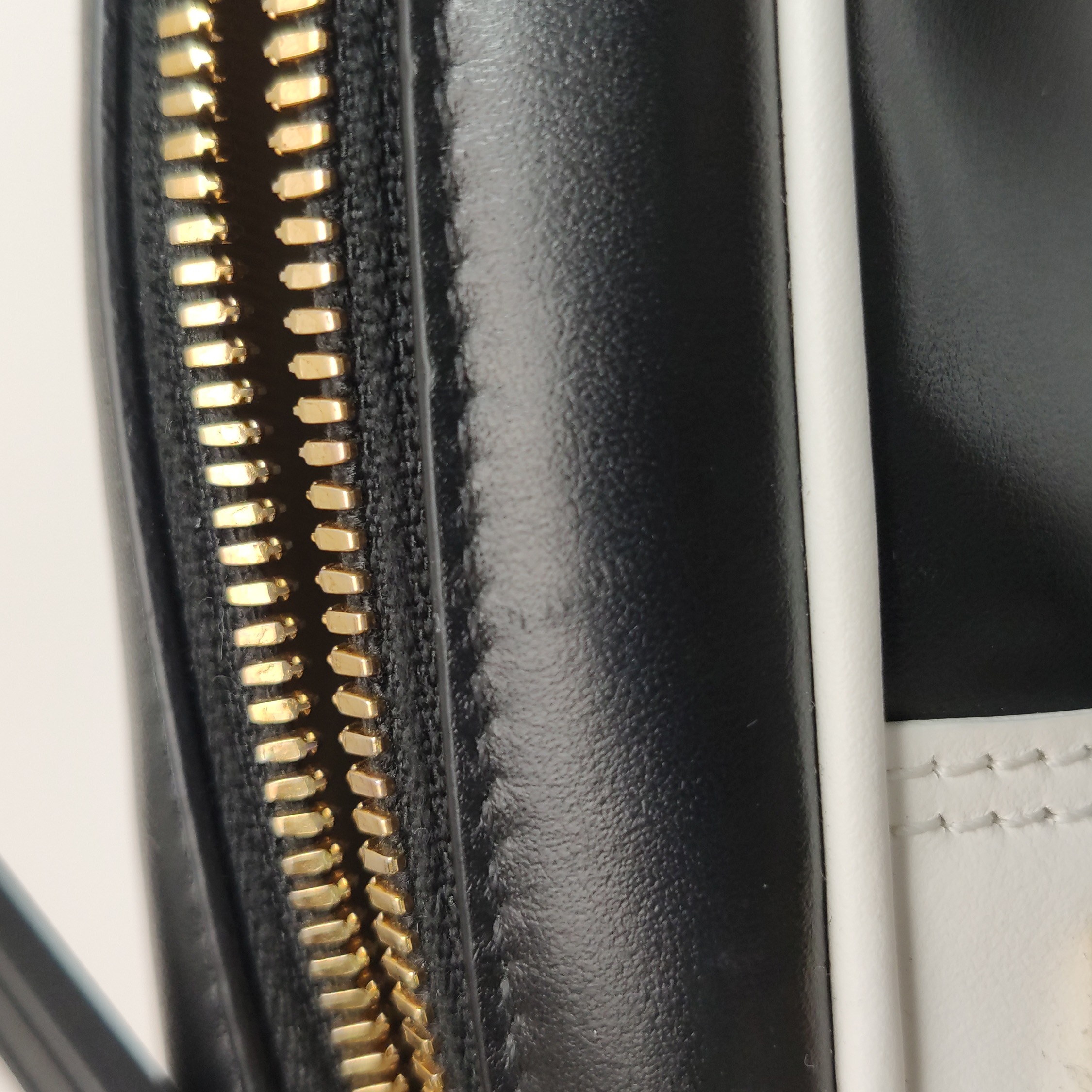Christian Dior Vibe Zip Bowling Bag Leather Small — photo 11 of 14