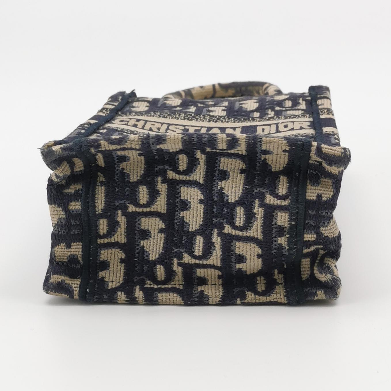 Dior Book Tote Phone Bag Oblique Canvas Mini — photo 6 of 18