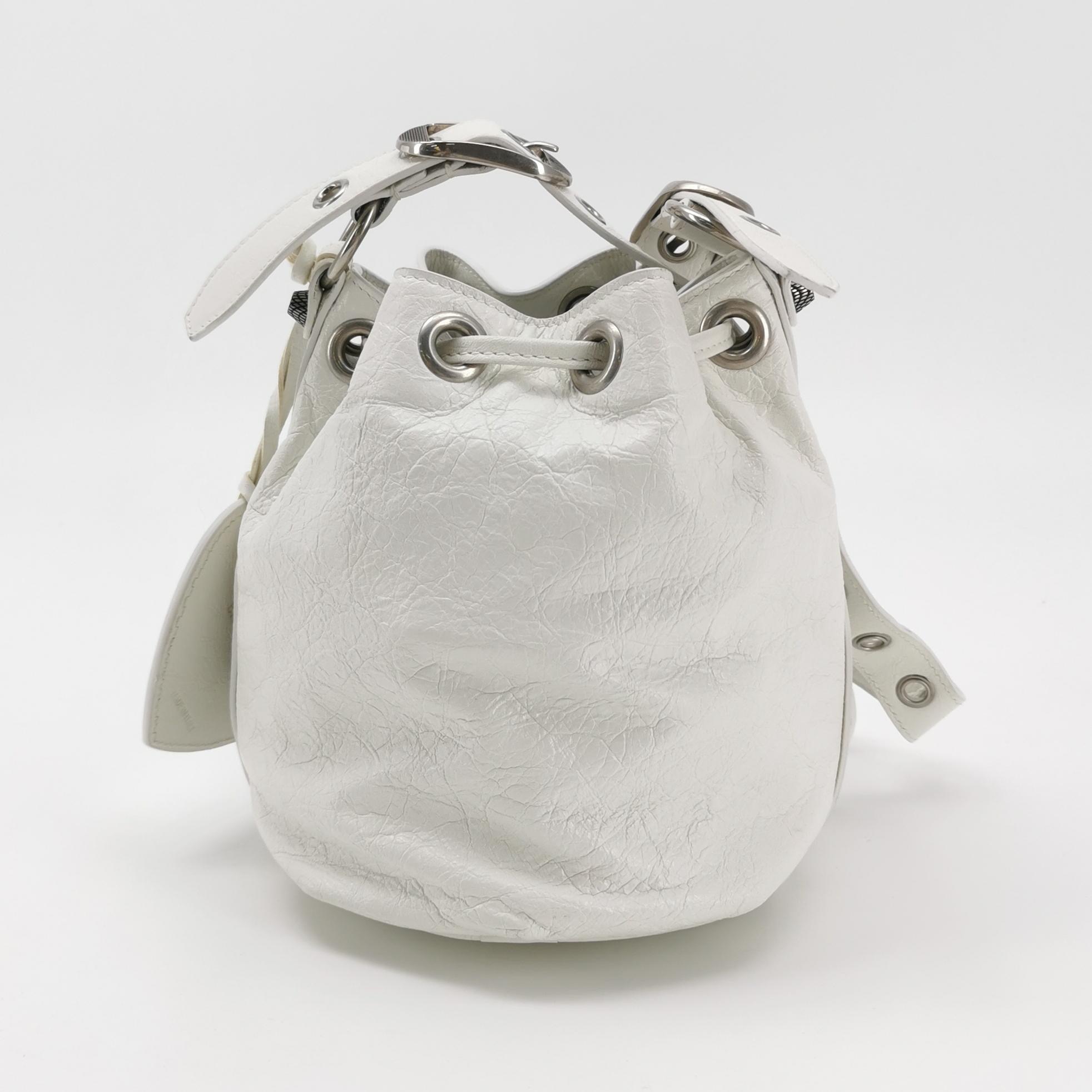 Balenciaga Le Cagole Giant Studs Bucket Bag Leather XS — photo 3 of 15