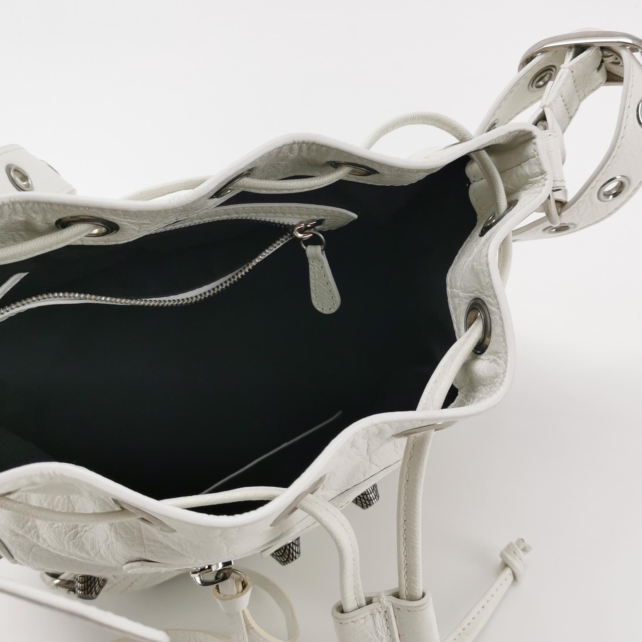 Balenciaga Le Cagole Giant Studs Bucket Bag Leather XS — photo 7 of 15