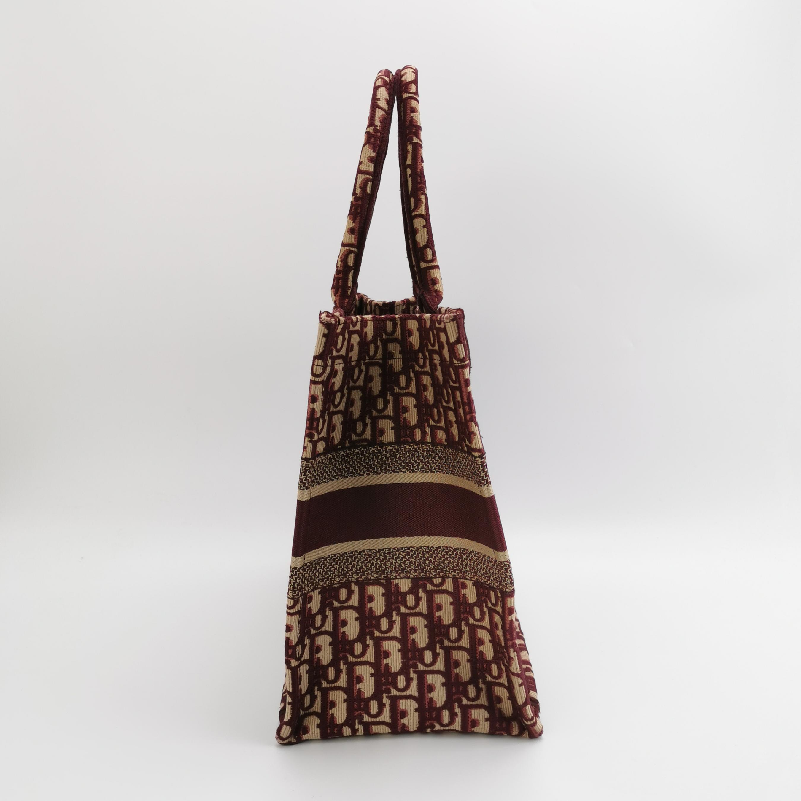 Dior Book Tote Oblique Canvas Medium — photo 4 of 19
