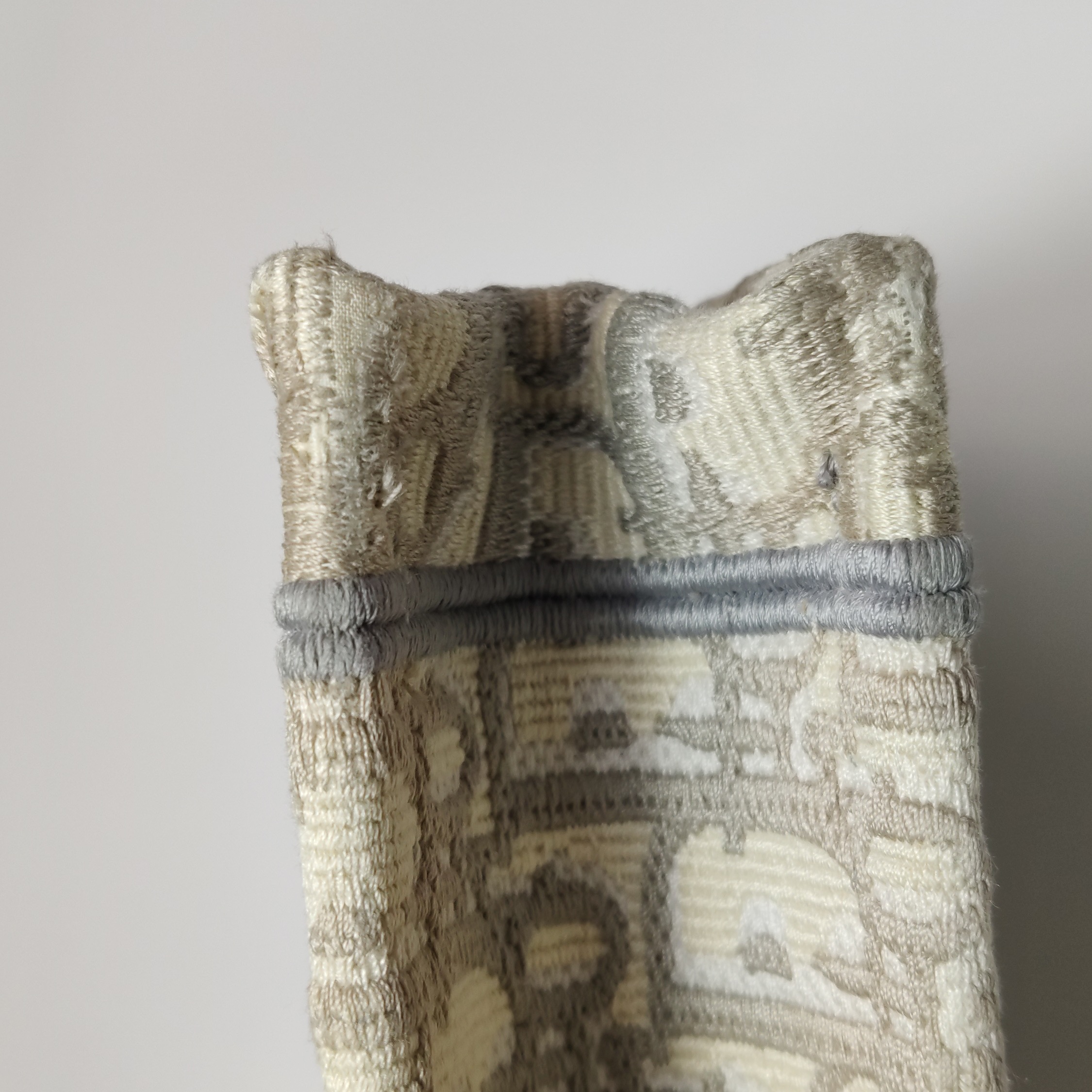 Dior Book Tote Oblique Canvas Mini — photo 13 of 18