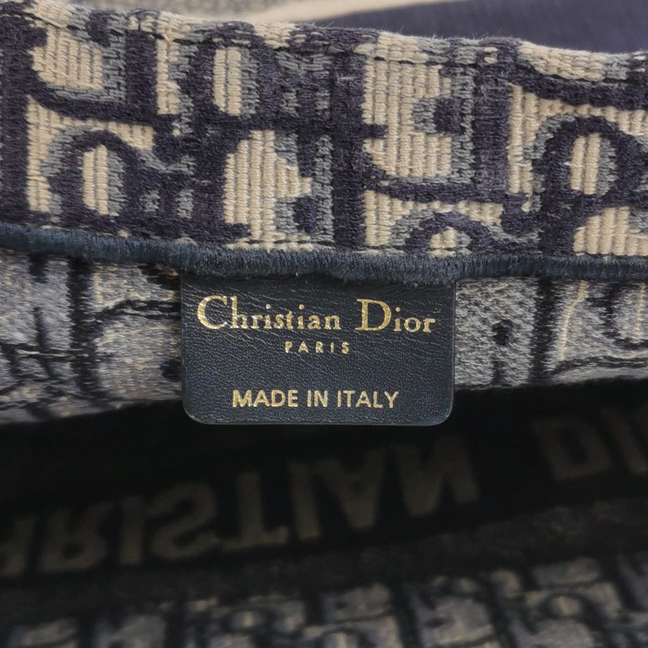 Dior Book Tote Oblique Canvas Large — photo 8 of 17