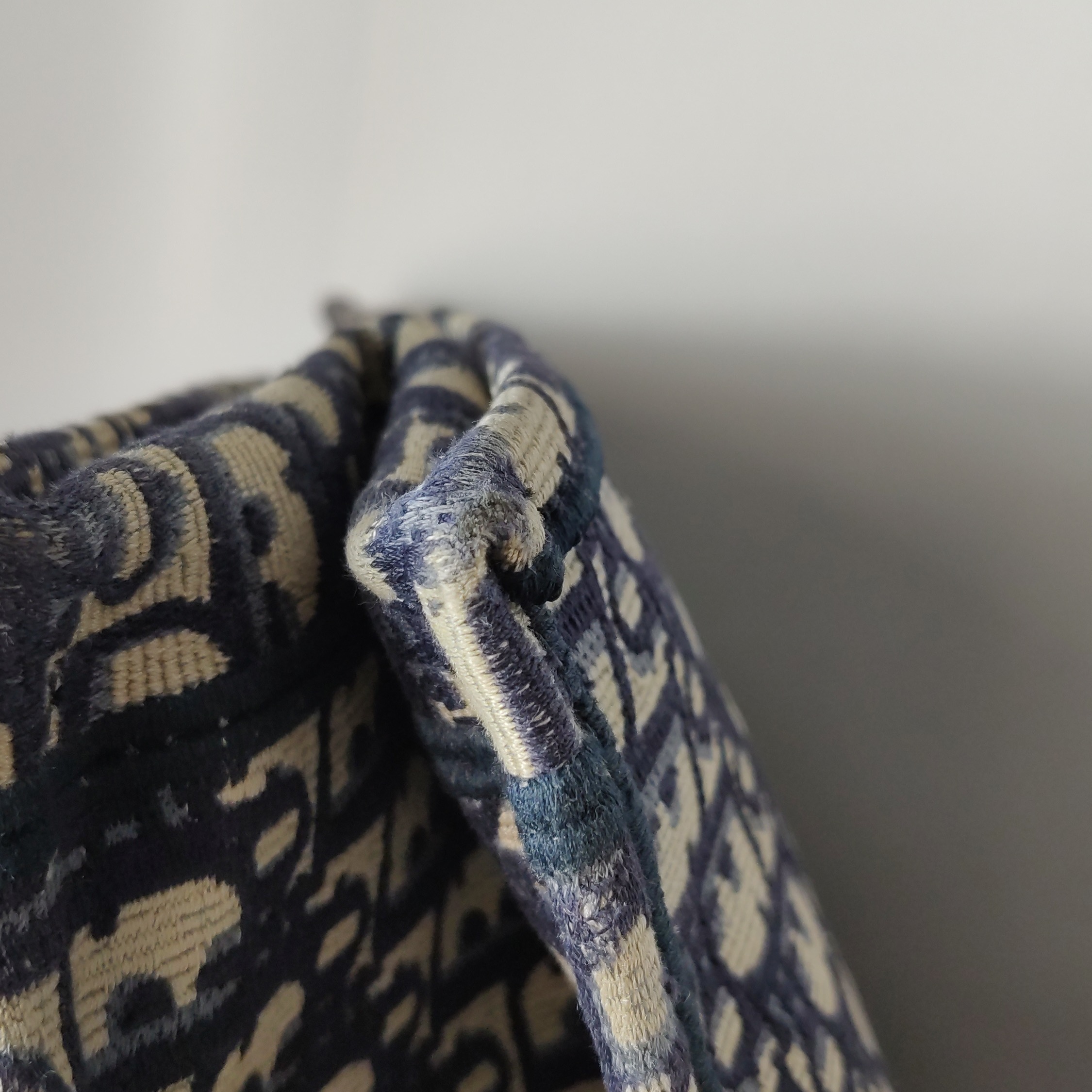 Dior Book Tote Oblique Canvas Large — photo 11 of 17