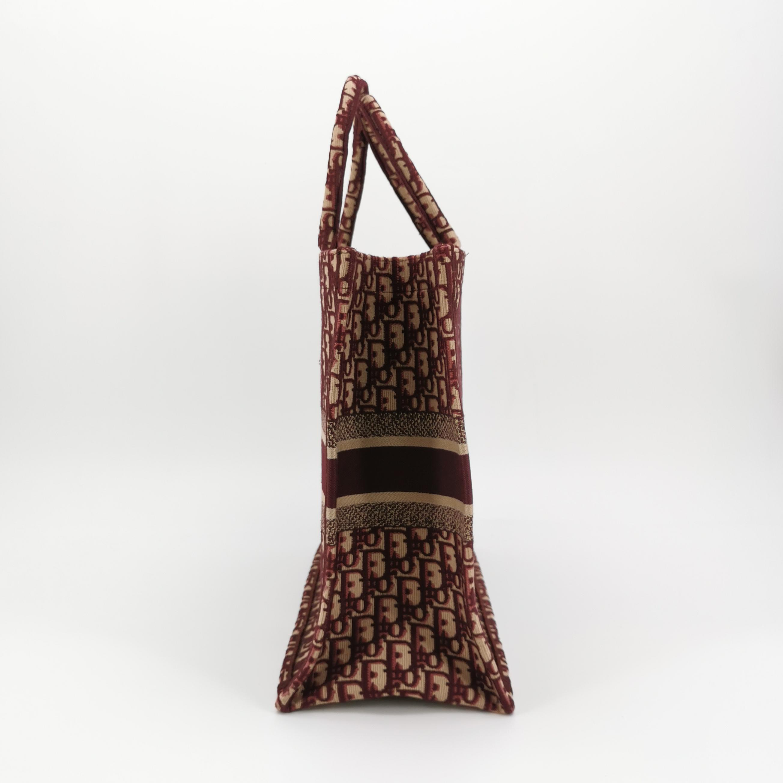 Dior Book Tote Oblique Canvas Large — photo 3 of 22